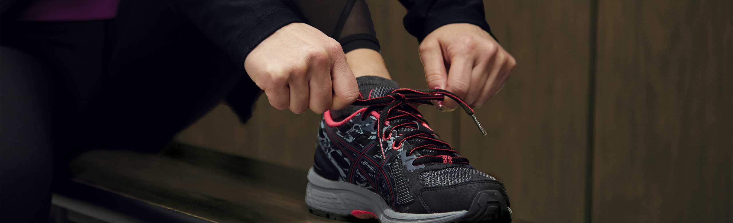 REGUPOL flooring - Changing Rooms REGUPOL floors help create a calm and pleasant atmosphere in locker rooms and changing areas.